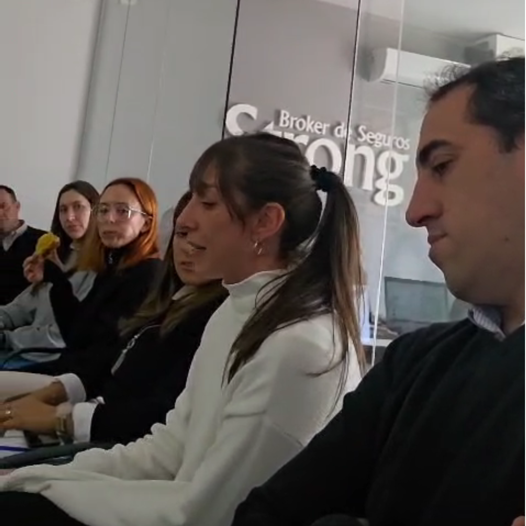 Visita Institucional de RUS a la Oficina Central de Strong Broker